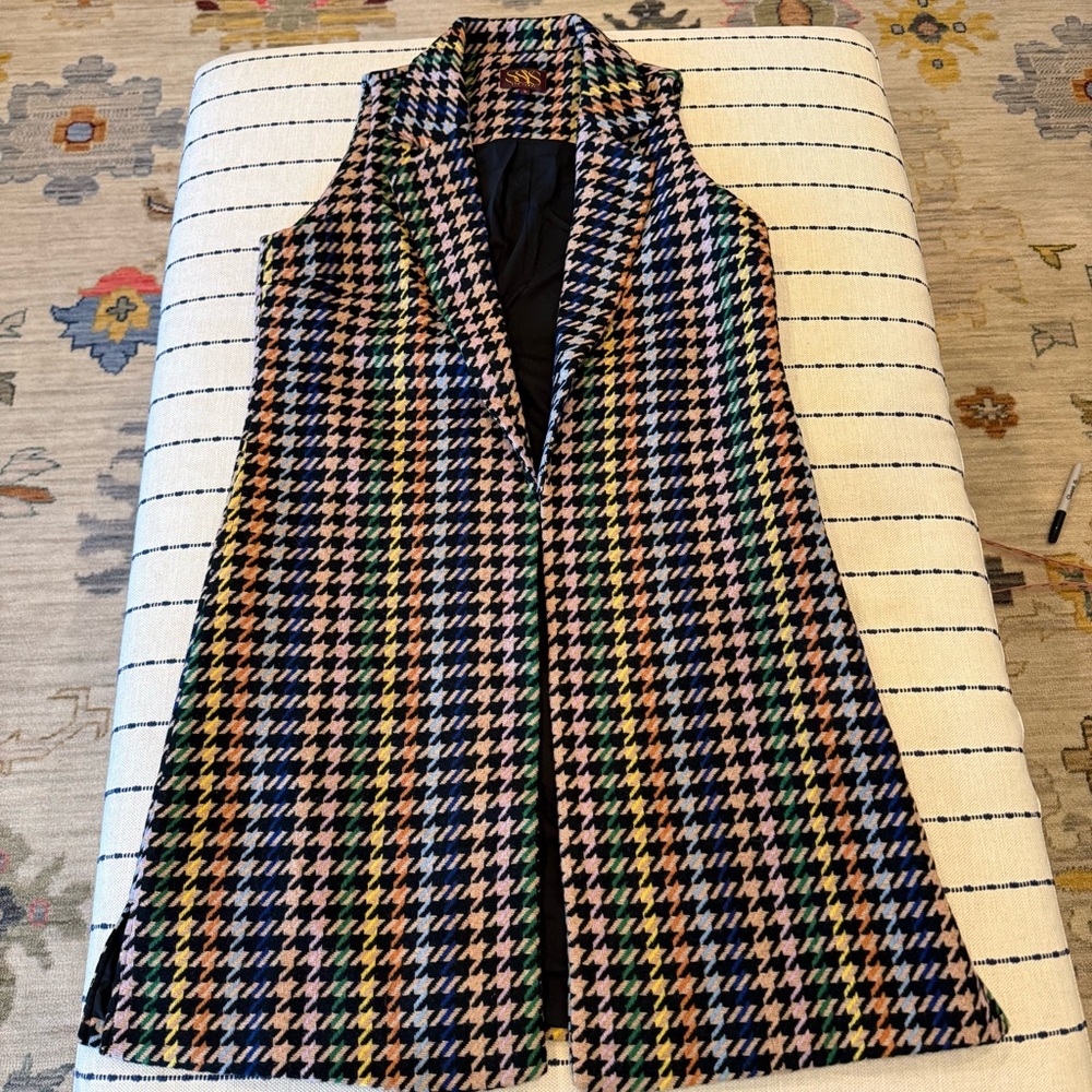 Elegant Houndstooth Women's Vest